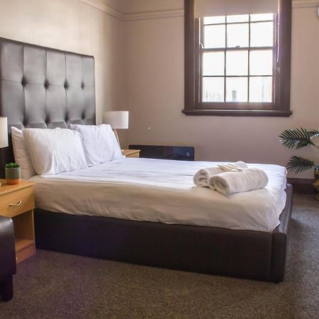 Campsie Hotel Сидни Екстериор снимка