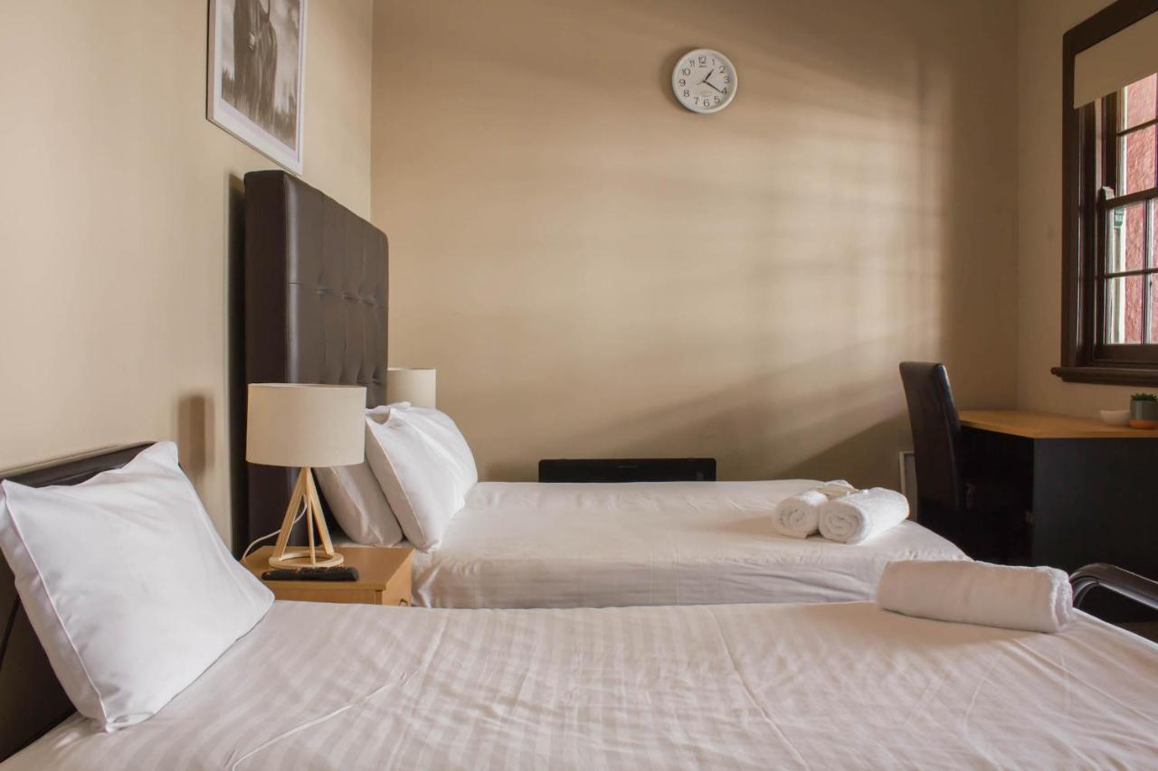 Campsie Hotel Сидни Екстериор снимка